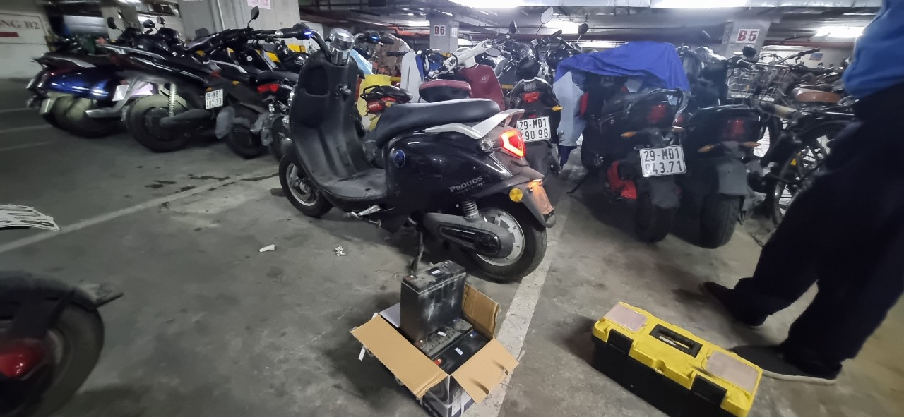 Thay Ắc Quy Xe Điện Tại Nhà